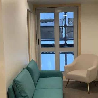 2 Bedroom, Fully Furnished in the Heart of the CBD - Photo 1