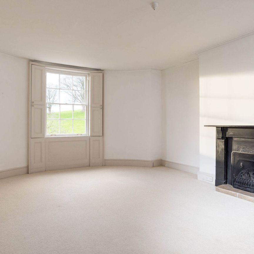 Cavendish Road - Photo 1