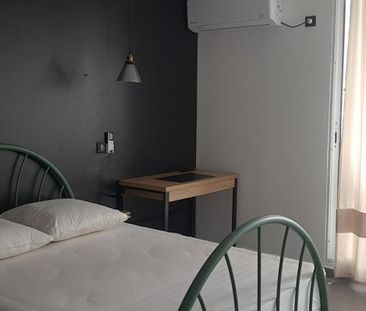 Location Appartement 3 pièces Meublé 110m² LES ABYMES 97139 - Photo 3