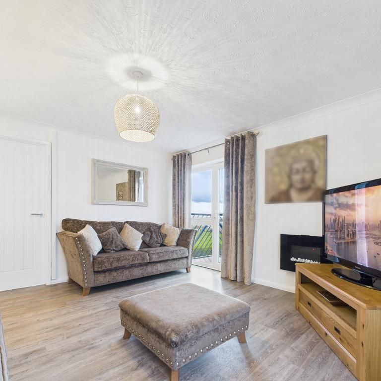 2 bedroom flat to rent - Photo 1