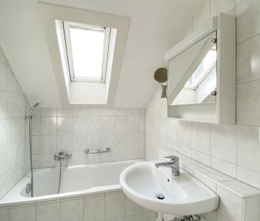 "Charmante und einzigartige Wohnung in begehrter Lage von Basel" - Photo 6