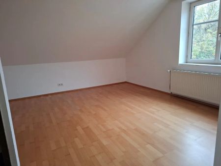 NEU - Geräumige 4-Zimmer-Dachgeschoßwohnung in Mürzzuschlag zu mieten ! - Foto 5