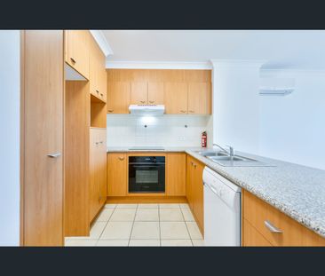 212/392 Marine Parade, Labrador, Qld 4215 - Photo 1