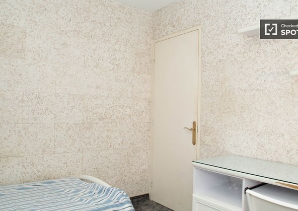 barcelona, Catalonia 08042