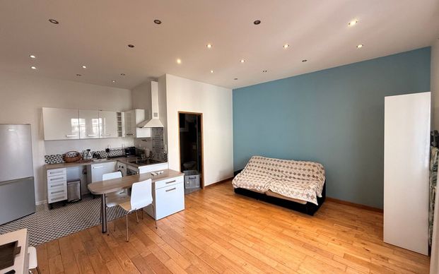 Appartement à louer 1 pièce • 43,46 m 2 Nice - Photo 1