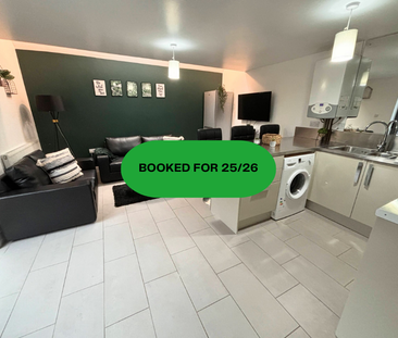 3 Bedrooms, En-suite, 2 Old Silk Yard – Student Accommodation Coventry - Photo 1