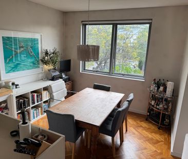 Two-Bedroom Apartment with Building Rooftop Terrace | Cammeray - Photo 2