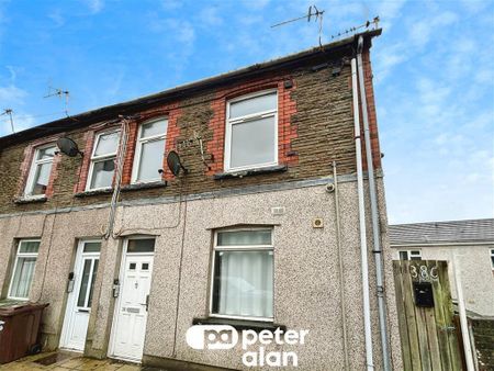 High Street, Fleur De Lis, BLACKWOOD - Photo 3