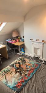 6 bedroom terraced house to rent - Photo 3