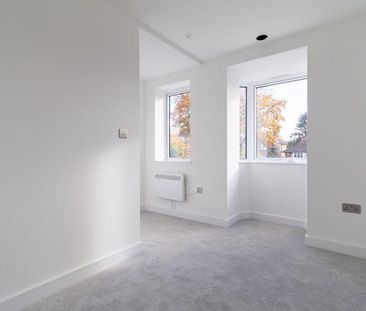 4 bedroom terraced house to rent - Photo 4