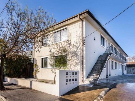 Modern comfort in Prahran - Photo 5