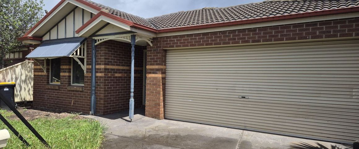 Sunshine, Space & Smiles - This One Has It All! - Photo 1