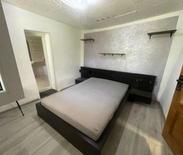 Casa de inchiriat, Micro 17 - curte spatioasa, loc de par... - Fotografie 1