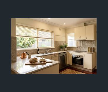 Spacious 5-Bedroom Family Haven - Pet Friendly & Steps to Carlingfo... - Photo 4