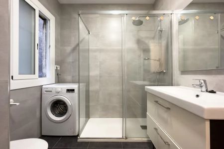 Carrer de Jonqueres, Barcelona, Catalonia 08003 - Photo 4