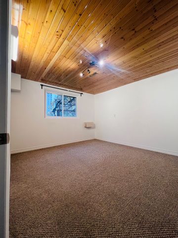 For Lease - 19 Terryellen Crescent, Toronto, Ontario - Photo 3