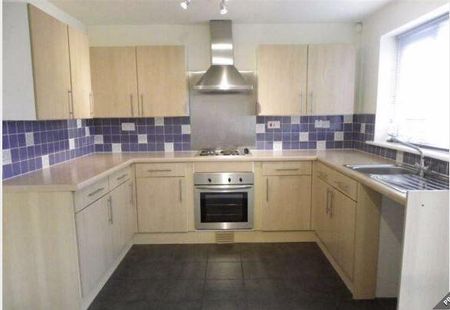 1 bedroom mews to rent - Photo 3