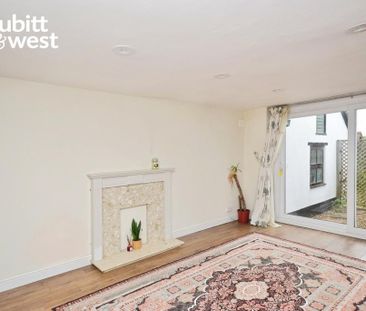 3 bedroom terraced house to rent - Photo 4