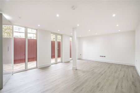 Greenwich High Road, Greenwich, SE10 - Photo 2