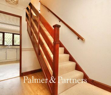 3 bedroom detached house to rent - Photo 2