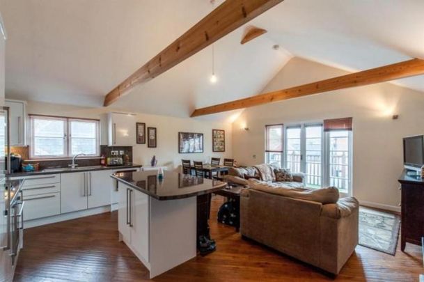 2 bedroom apartment to rent - Photo 1