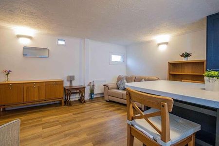 Caerphilly Road, Heath, CF14 - Photo 4