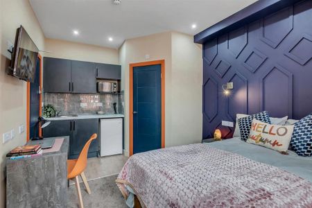 Studio to rent - Photo 2