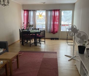 Söderbergavägen, Spånga - Foto 1