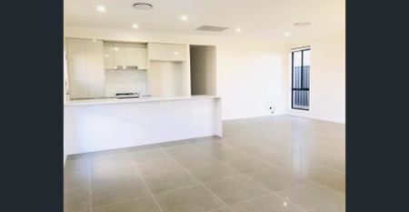 QUALITY 4 BEDROOM HOME! - Photo 4