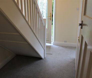 2 bedroom semi-detached house to rent - Photo 3