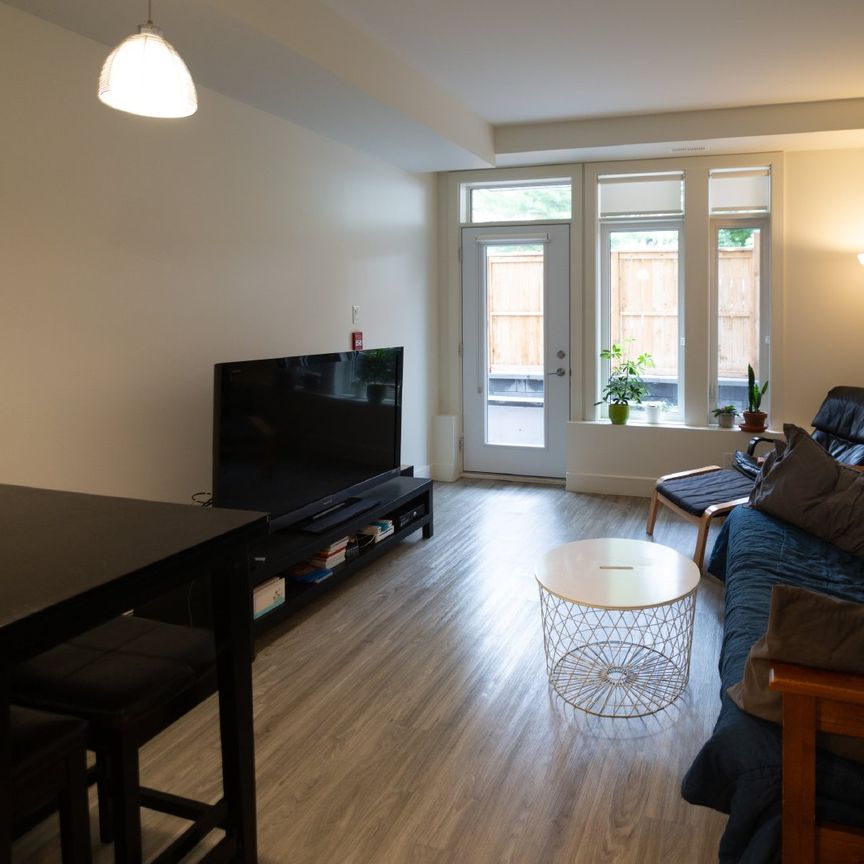 337 Sunnyside Avenue - 202 - Photo 1