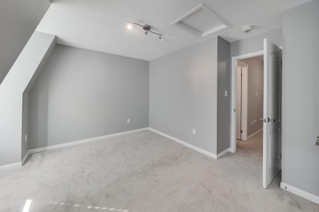 For Lease - 1417 Salem Road, Ajax, Ontario - Photo 5