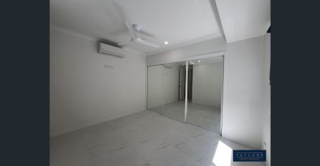 Brand New Luxury Home with Pool in Cannonvale! - Photo 4