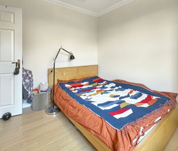 A two bedroom, second floor apartment located within walking distan... - Photo 3