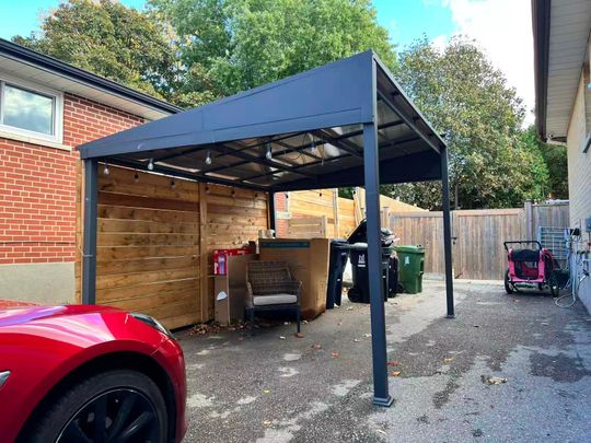 For Lease - 15 Summerglade (Main) Drive, Toronto, Ontario - Photo 1