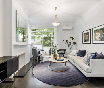 Fabulous Art Deco Style Apartment - Photo 6