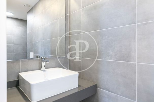 Piso de alquiler en Passeig del Mare Nostrum, Port - Photo 1