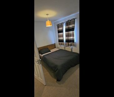 Room in a Shared Flat, Carpathia Drive, SO14 - Photo 1
