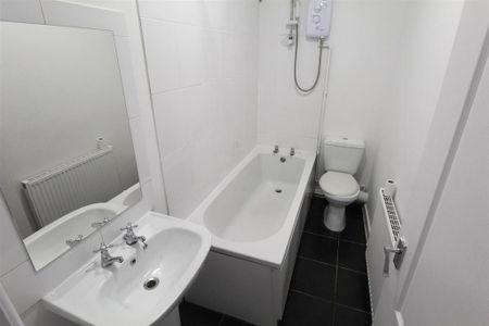 2 bedroom terraced house to rent - Photo 5