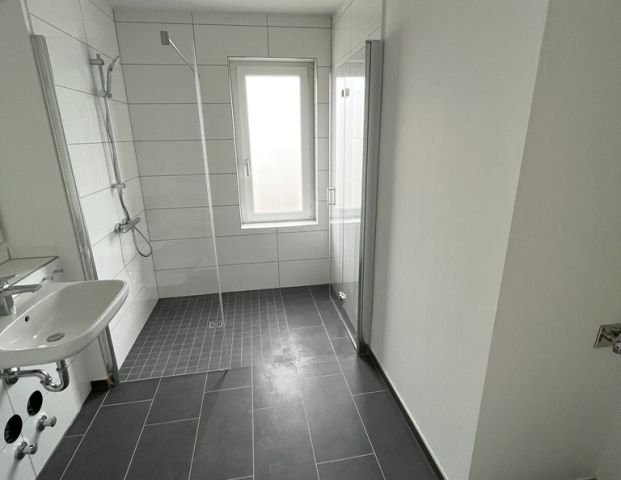 Melli-Beese-Straße 5, 41460 Neuss - Foto 1