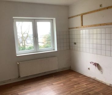 3-Zimmer-Erdgeschosswohnung mit großer Küche! - Photo 1