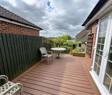 3 bedroom terraced house to rent - Photo 2