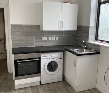 Halls Terrace, Uxbridge Road, Uxbridge - Photo 1