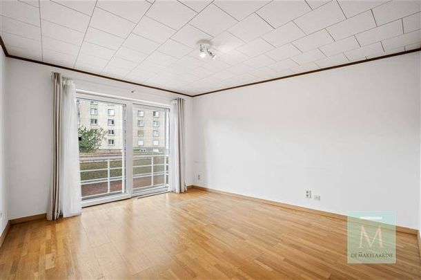 Appartement te huur - Foto 1