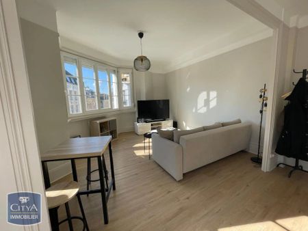 Appartement à louer 3 pièces 76.27m² - Photo 2