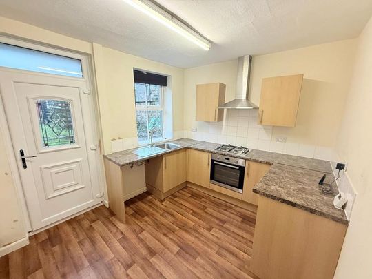 2 bedroom terraced house to rent - Photo 1