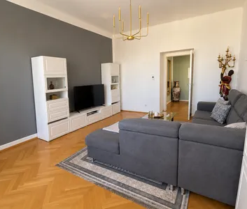 Helle 63 m² Wohnung mit 2 Zimmern - zentral & gut angebunden - Foto 1