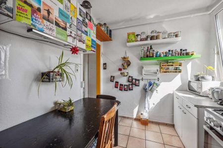 Helles Zimmer in 3er-WG in Stuttgart-Süd - Photo 3