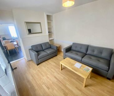 5 bedroom house to rent - Photo 1