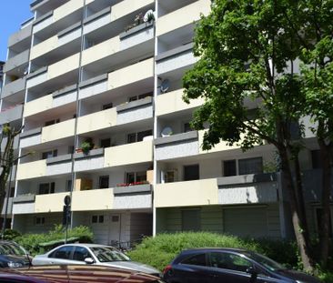 City-Residence: Schick eingerichtete Wohnung mit Skylineblick in se... - Photo 3